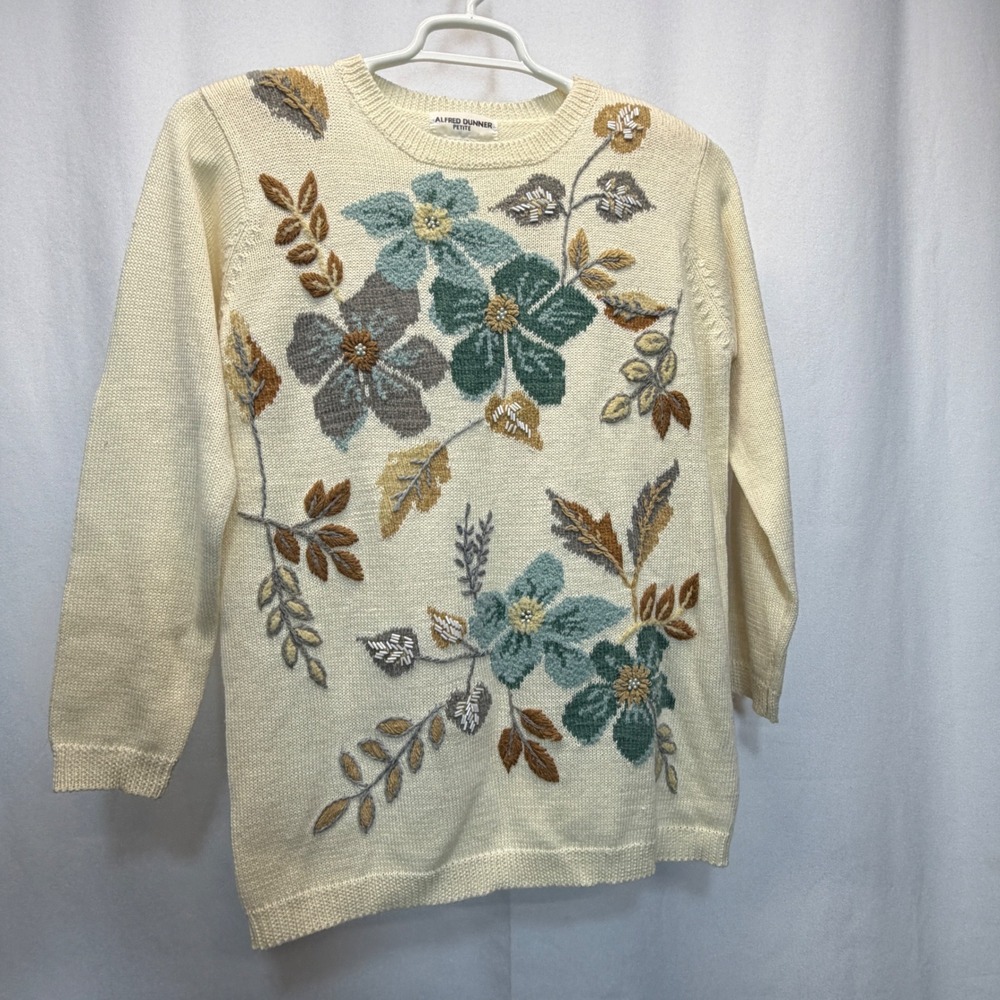 Cream Floral Embroidered Beaded Sweater Alfred Dunner Petite Small Grandmacore